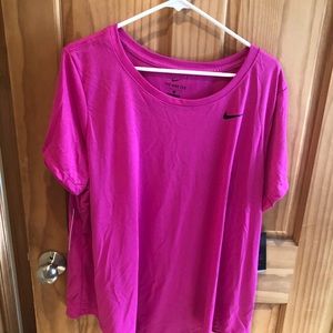 Nike plus size dry legend training shirt
